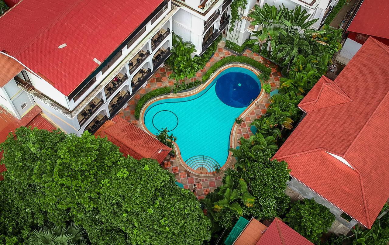 Silk D'Angkor Boutique Hotel Siem Reap Exteriör bild