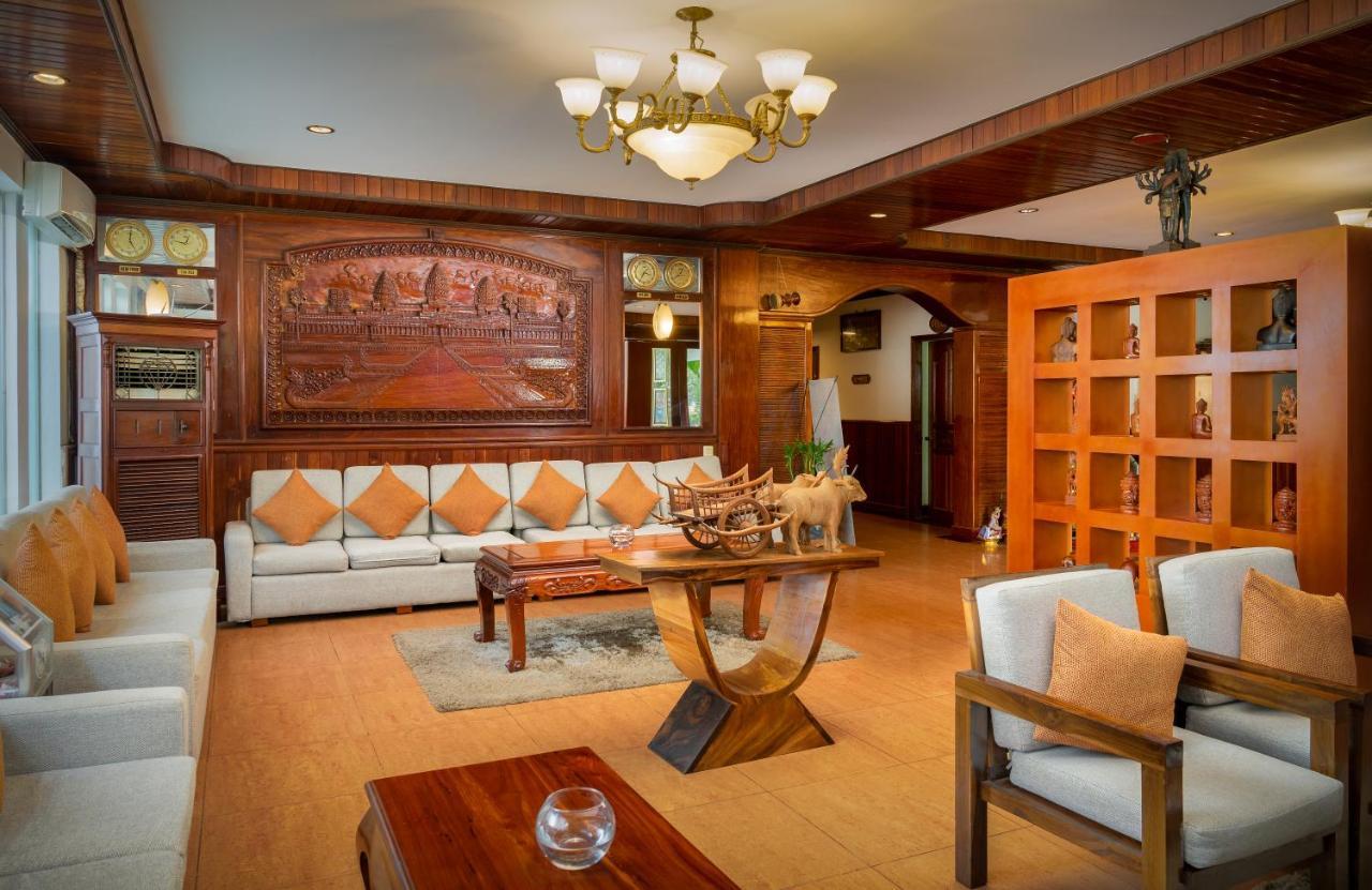 Silk D'Angkor Boutique Hotel Siem Reap Exteriör bild