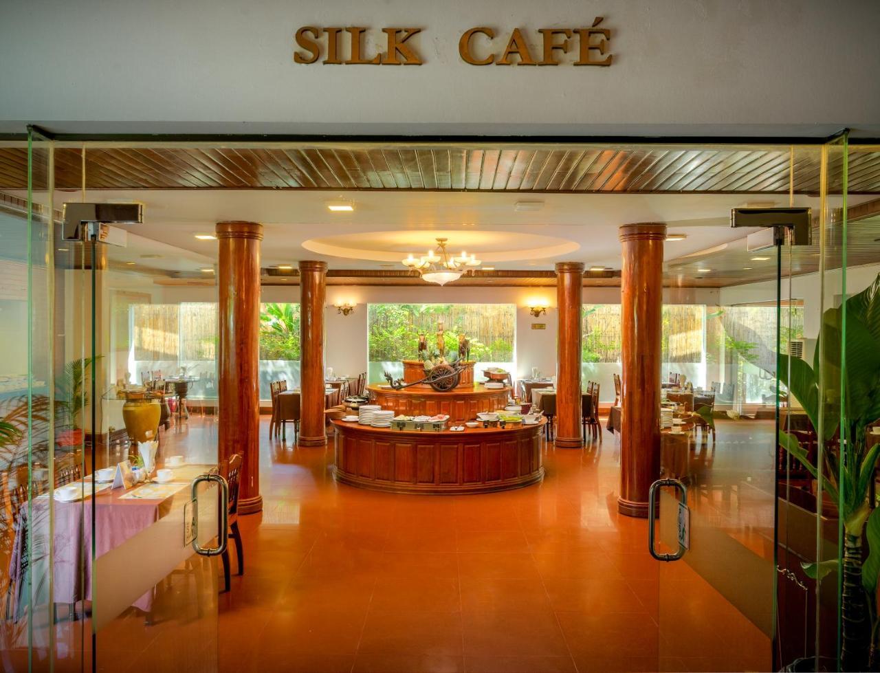 Silk D'Angkor Boutique Hotel Siem Reap Exteriör bild