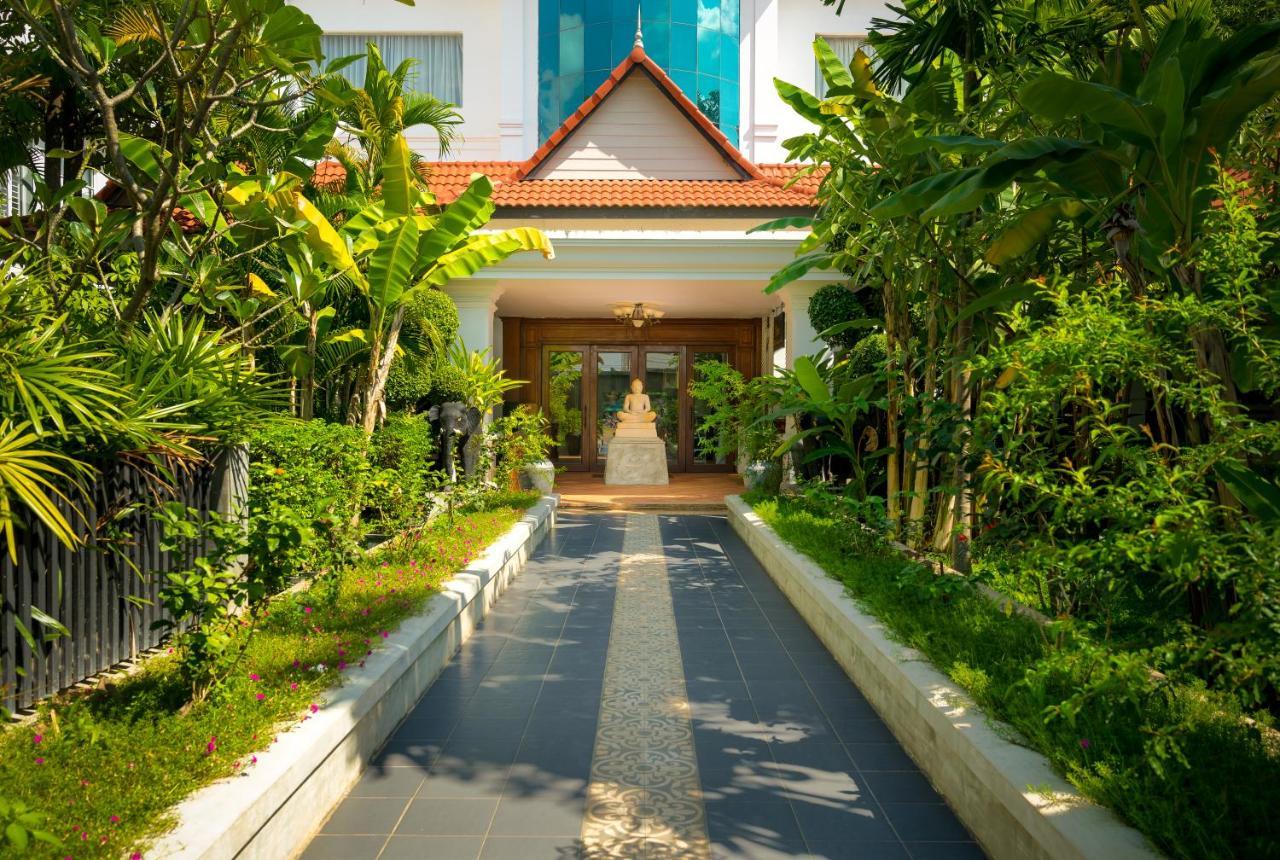 Silk D'Angkor Boutique Hotel Siem Reap Exteriör bild