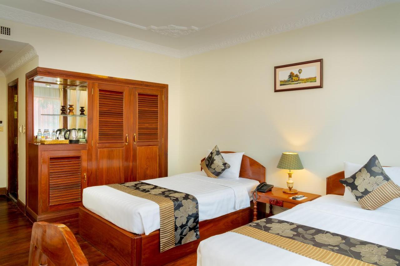 Silk D'Angkor Boutique Hotel Siem Reap Exteriör bild