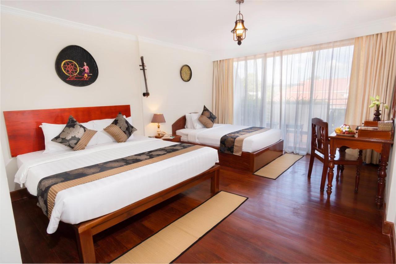 Silk D'Angkor Boutique Hotel Siem Reap Exteriör bild